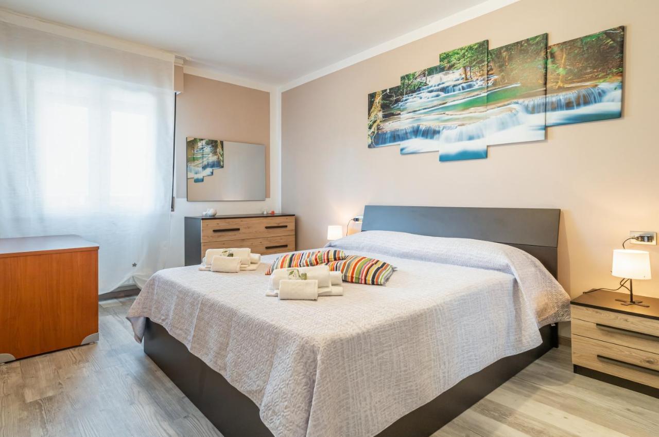 Domus Lucis Apartment Terrace & Private Parking Marinella di Sarzana Buitenkant foto